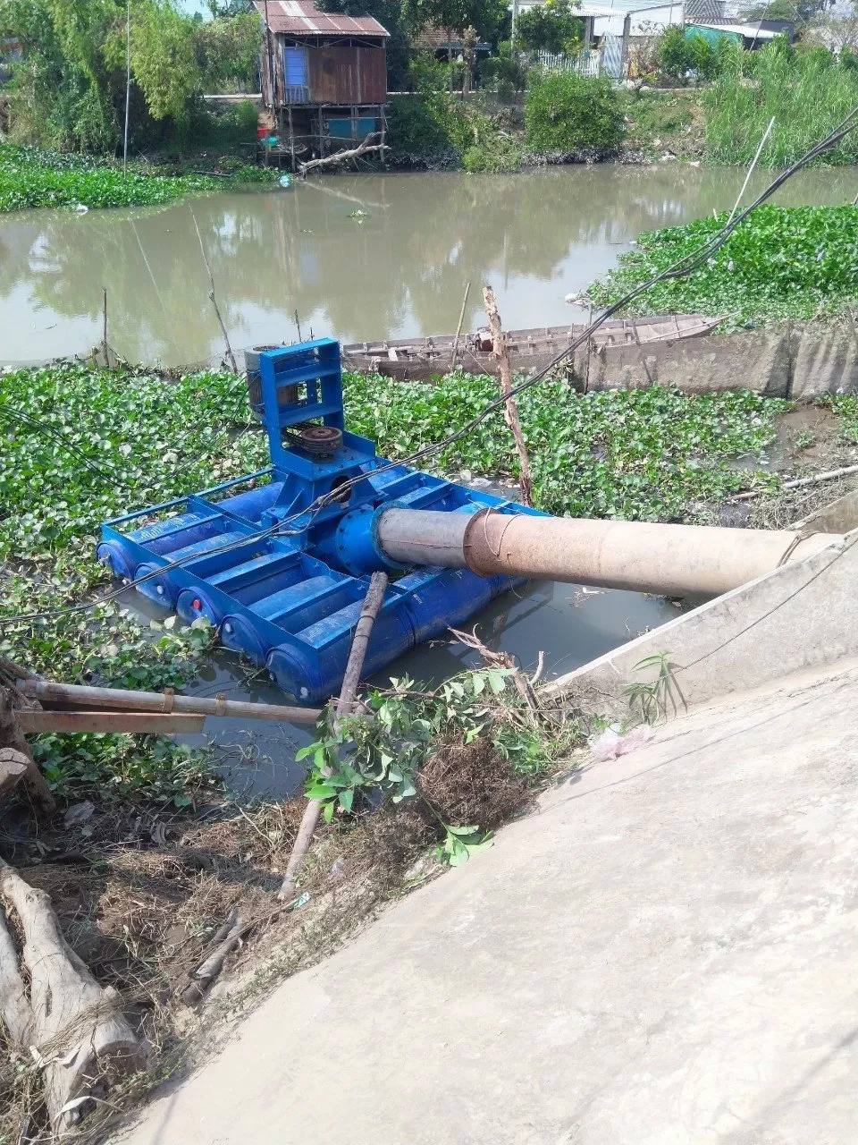 Công trình bơm đặt phao